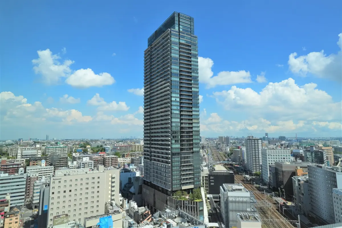 ＴＨＥ　ＹＯＫＯＨＡＭＡ　ＦＲＯＮＴ　ＴＯＷＥＲ