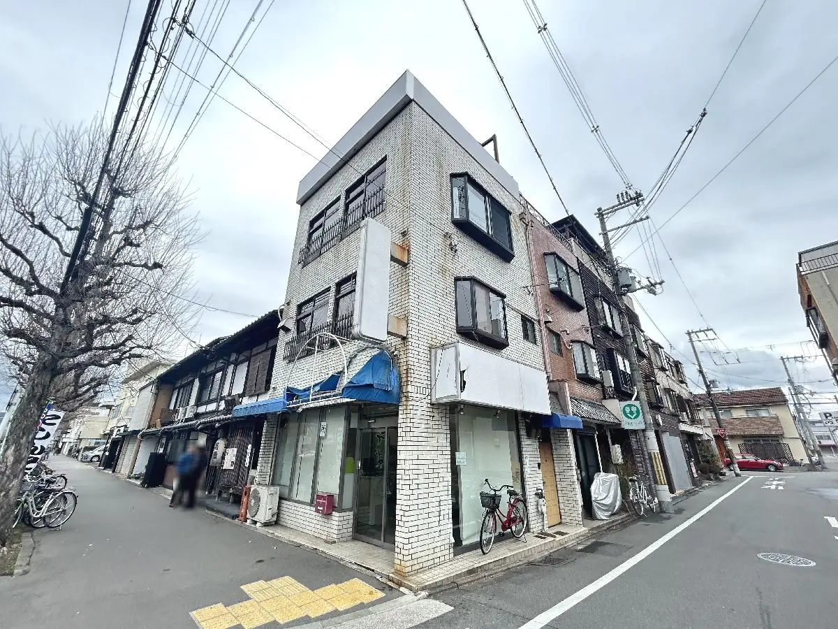 北区紫野西御所田町　店舗付き住宅